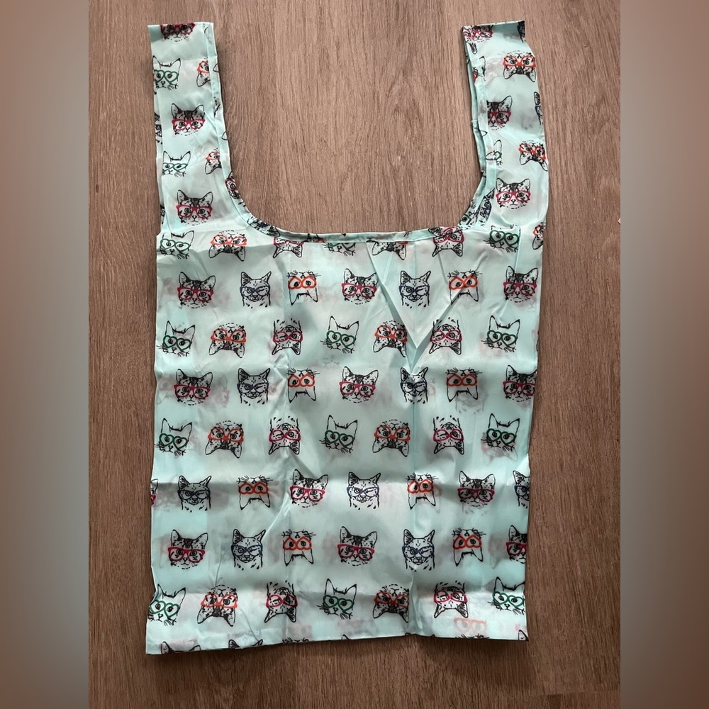 Foldable Reusable Bag with Clip - Cat Print - Picture 1 of 2